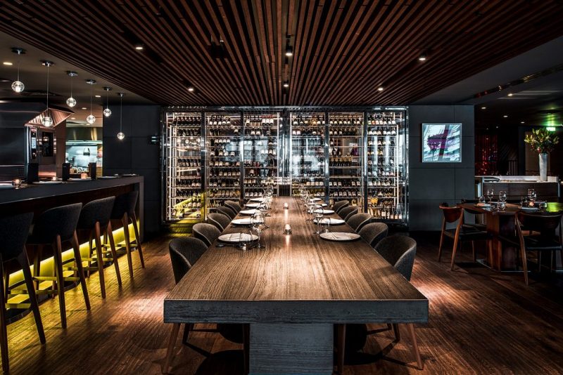RADISSON ROYAL HOTEL ICHO RESTAURANT & BAR