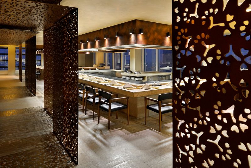 RADISSON ROYAL HOTEL ICHO RESTAURANT & BAR