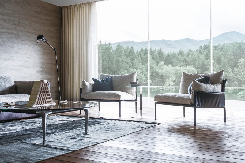 ARMSTRONG（アームストロング）